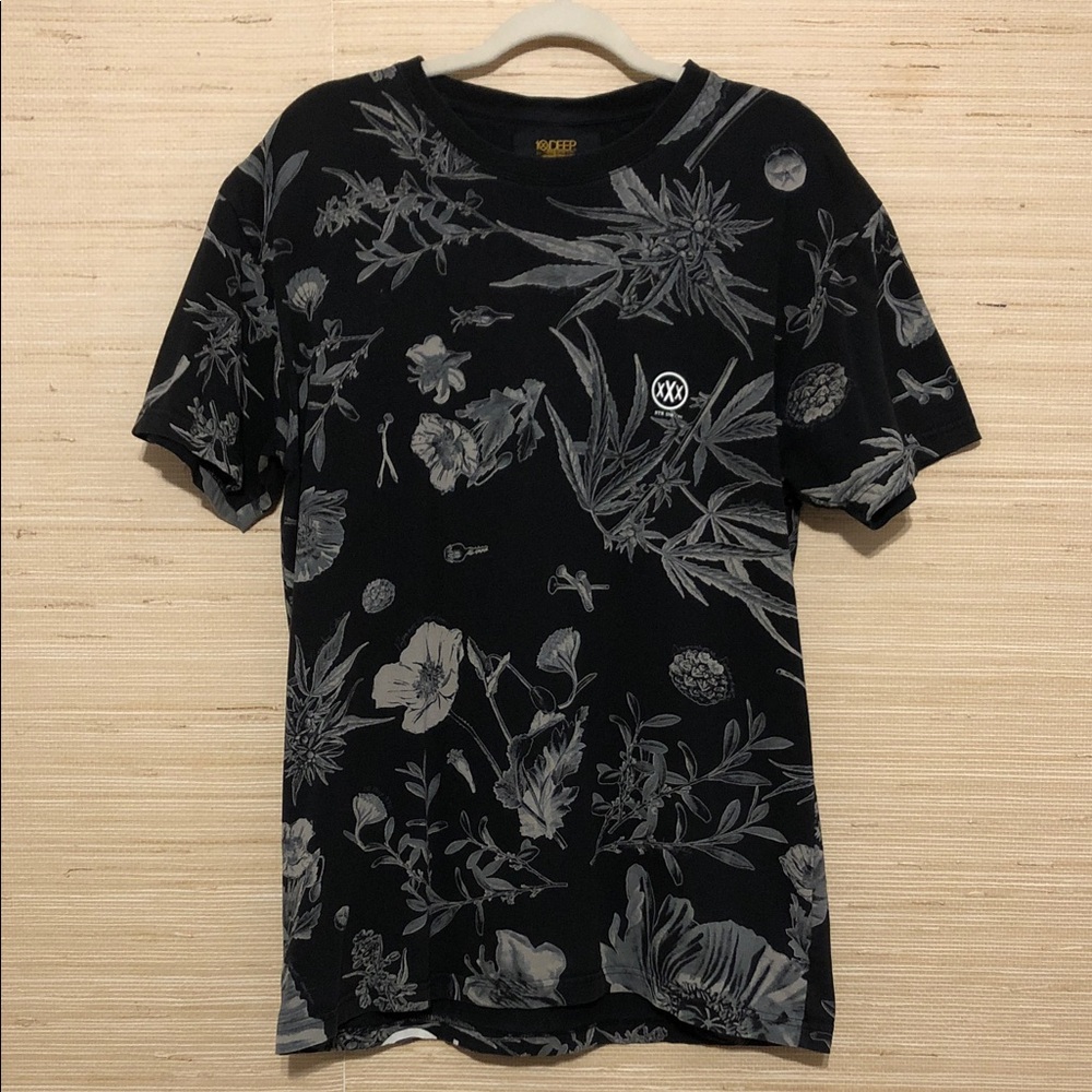 10.Deep Black and Gray Tropical Floral Print Men's Tee T-Shirt size Large